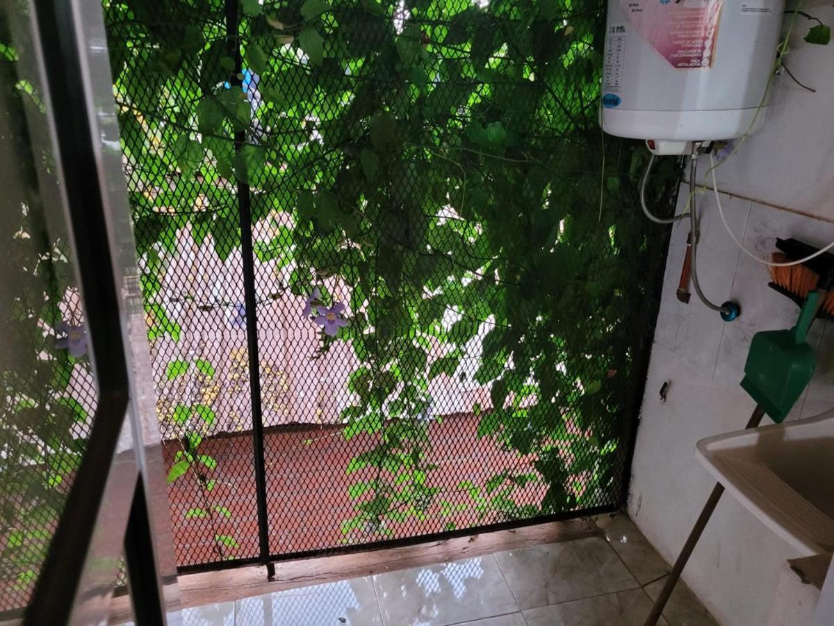 Dona Isabel Apartment Пуерто Игуасу Екстериор снимка